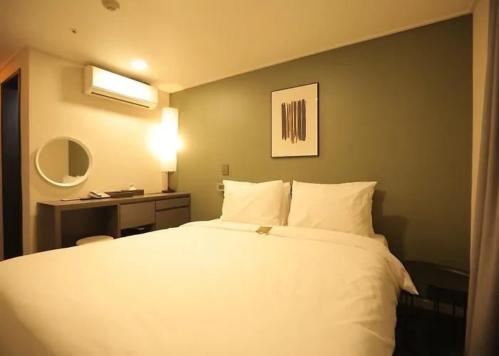 The Hotel Young Inn